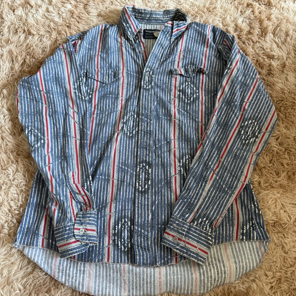 Wrangler Blue and Red Striped Casual Shirt